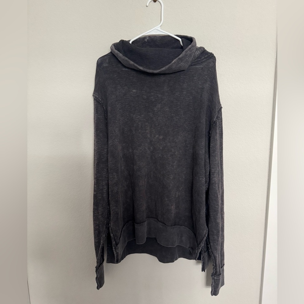 We The Free Timmy Turtleneck in Black NWT - Picture 5 of 7